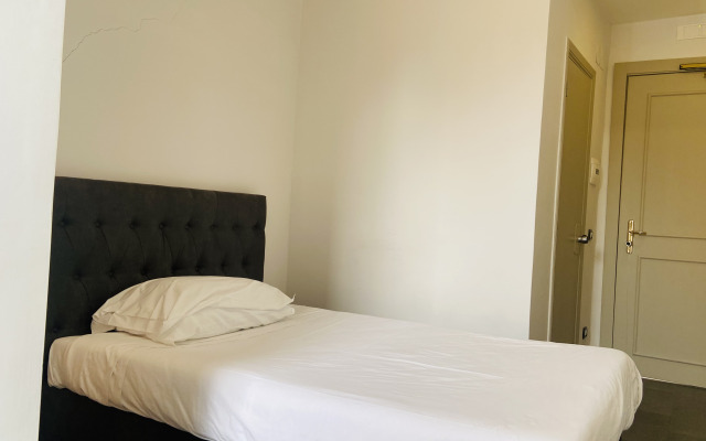 Jazz Hotel
