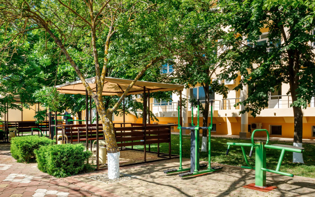 Yuzhnyij Parus Resort Hotel