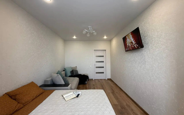 Квартира рядом с метро Золотая Нива