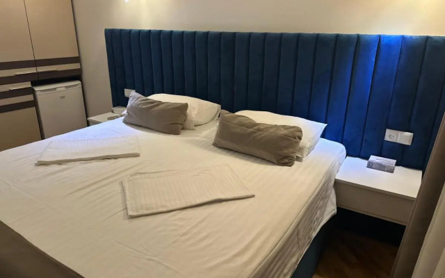 Tigran Mets Hotel