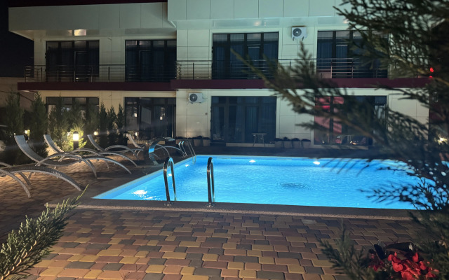 Primorskiy Hotel