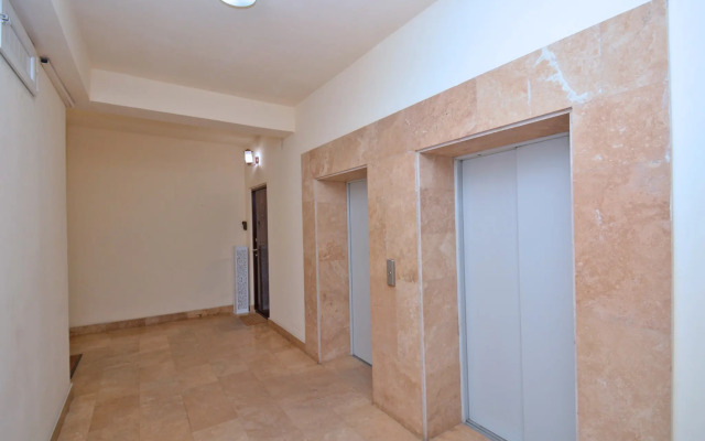 Prostornaya Kvartira na Severnom Prospekte, Hh533 Flat