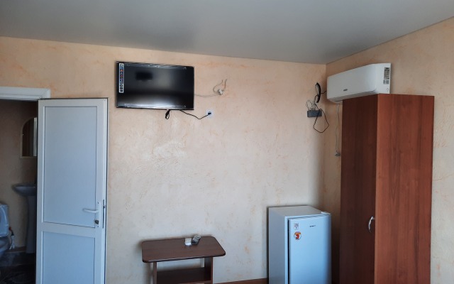 Anzhelika Guest House