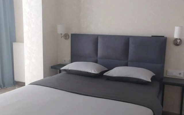 Na 20 etazhe Apartments