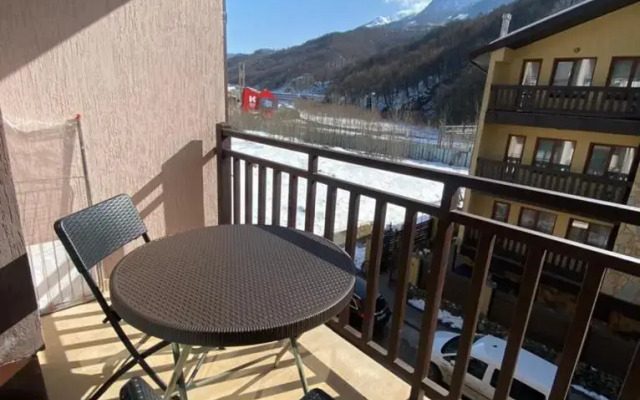 Апартаменты Red Glade