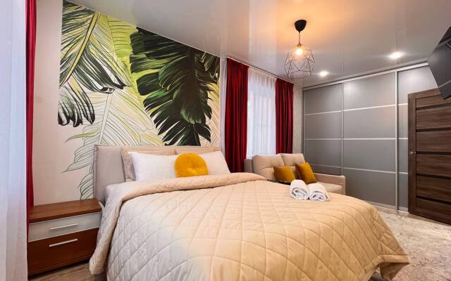 V Tsentre Goroda Apartments