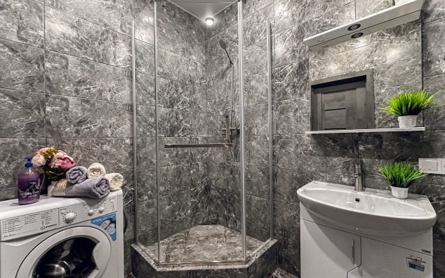 Vershina V Novom Zhk Klever 2.0 Na 13 Etazhe Apartments