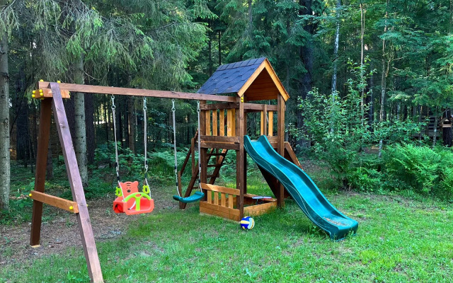 Лесной домик на берегу Озера Волго на Селигере - коттеджи Сосновый бор