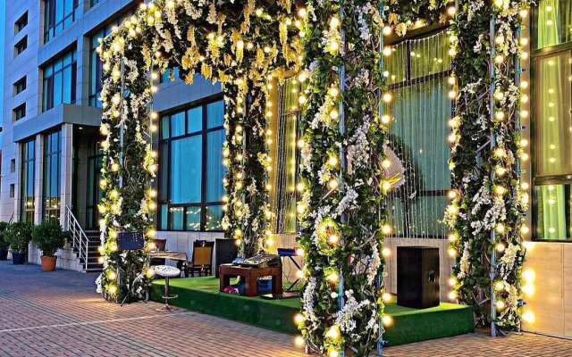 Regnum Restaurant Hotel
