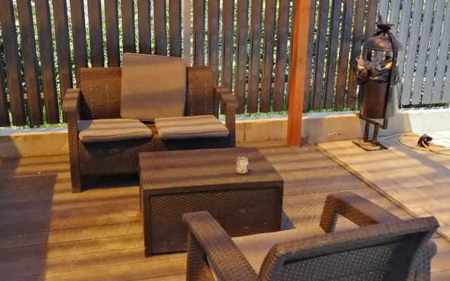 Laguna S Basseynom Apartments