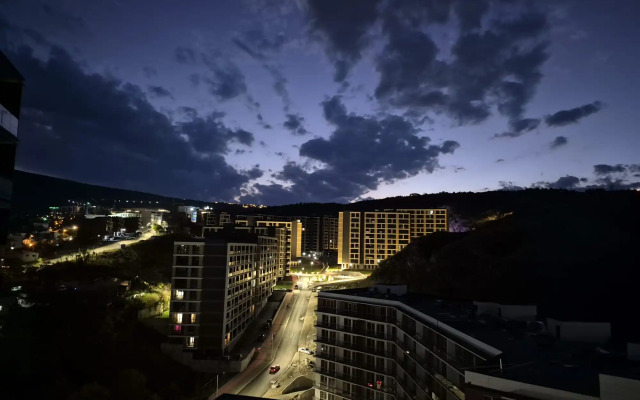 Квартира Ortachala Hills High Floor Lux with Mountain View