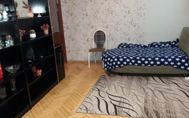 Апартаменты на Севастопольской