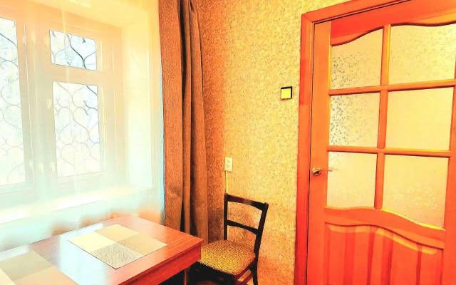 Квартира у Госпиталя и Нефтезавода