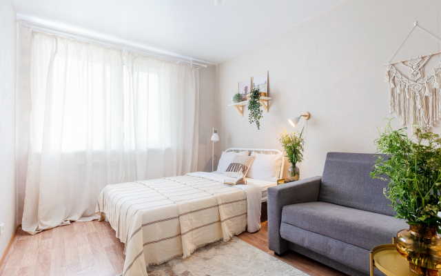 Sleepnsk Svetlaya Dvukhkomnatnaya Ryadom S Akvaparkom Apartments