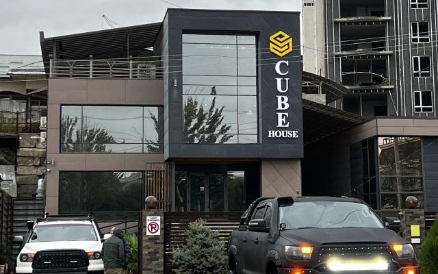 Cube House Guest House