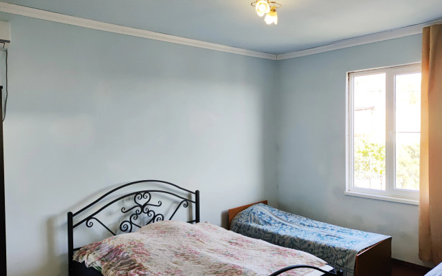 Uzun-Home Guest House