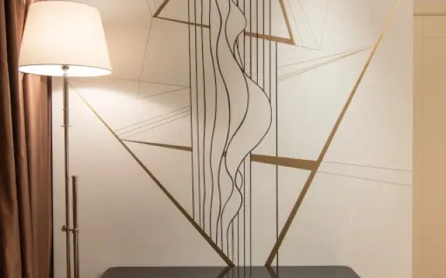 Rockmond 61 Junior Suite 1