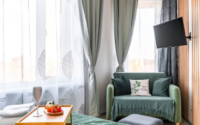 Kvartira Apartamenty Uyutnaya Studiya U Ligovskogo Flat