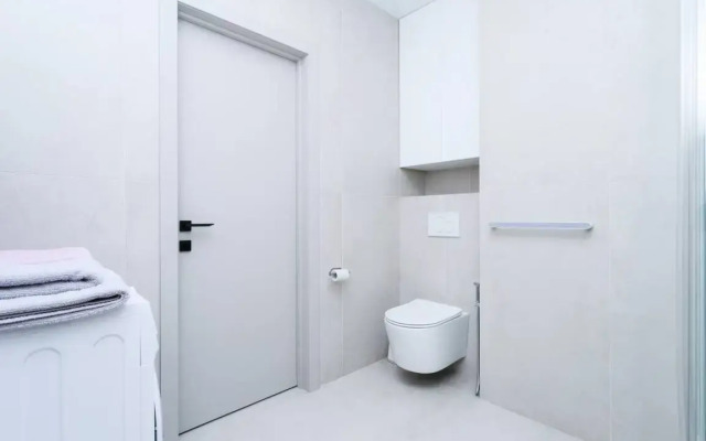 Clever House Apartments 1