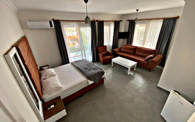 Lotus Hotel
