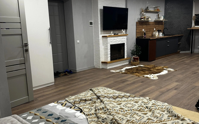 Studiya s Vidom na Gory Flat
