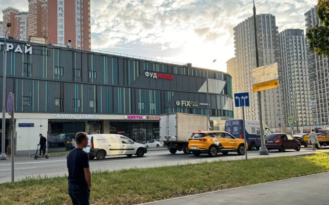 Dvukhurovnevye u metro Nagornaya Apartments