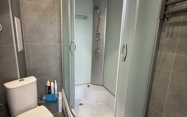 Квартира 2-Комнатная Студия с Новым Ремонтом возле ТЦ Ройял Парк