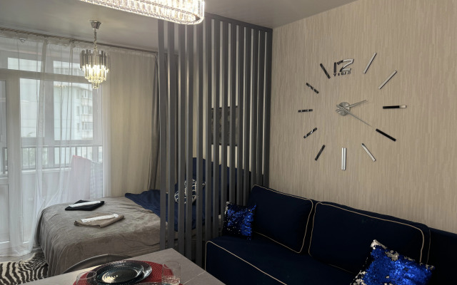 Квартира Студия с камином у парка