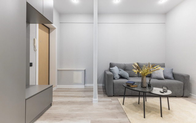 V Tsentre na Tukaya Flat