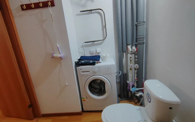 U Metro Parnas Flat