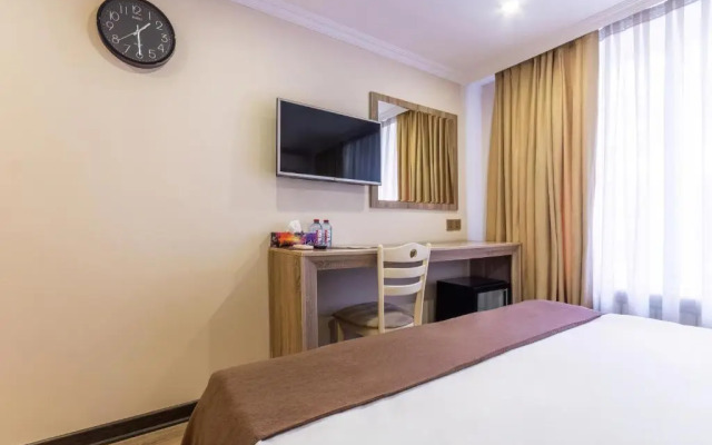 Deluxe Baku Hotel