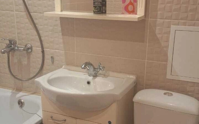 Na Ulitse Ordzhonikidze 20s1 Apartment