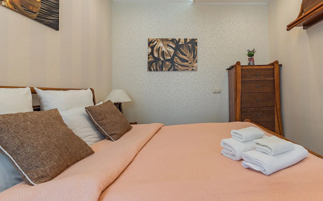 Квартира Стильная Двухкомнатная в Тихом Дворе