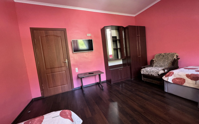 Ofeliya Private House