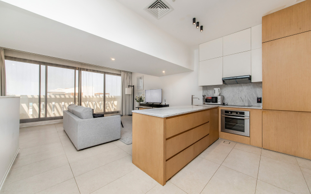 Royal Amwaj Anantaro Private Beach Lagoon Pool Apartment