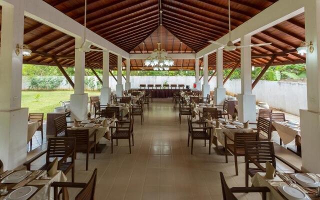 Chenra Hotel