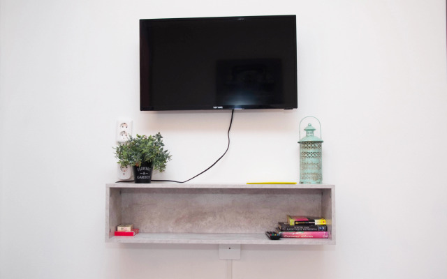 Studiya Mashina Na Naberezhnoy  Flat