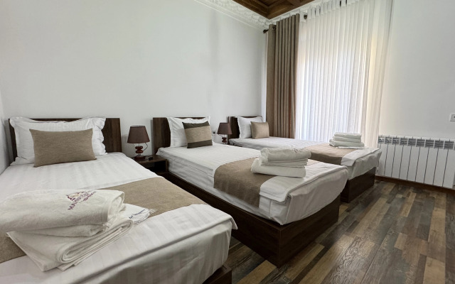 Mahbubakhon Guest House
