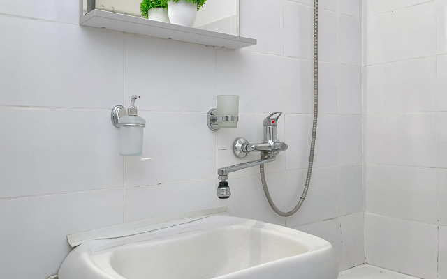 Квартира Welcome Home с Балконом у Метро Народное Ополчение