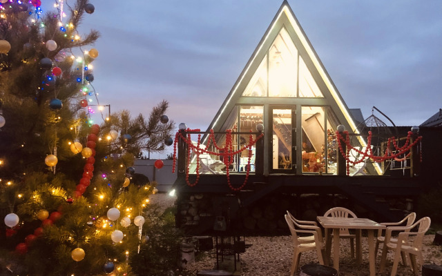 Частный дом дом у озера с чаном и баней