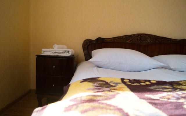 Irakli Guest House