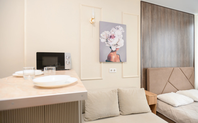 Апартаменты ApartHause с кофемашиной  рабочим местом и стильным дизайном