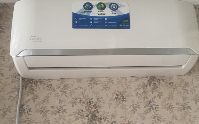 Uyutnaya V Tsentre Goroda Shakhty Flat