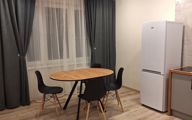 Yevrotreshka V Zelenom Gorode Flat