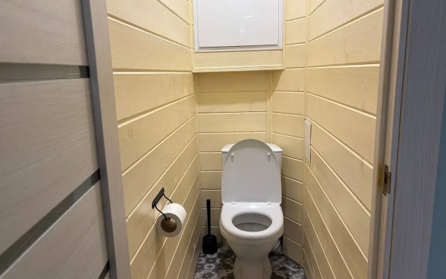 Uyutnaya Treshka Ryadom S Yubileynym Flat