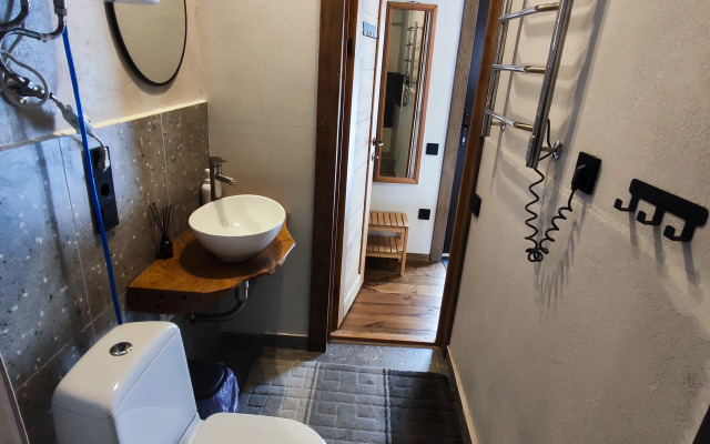 Dom-Studiya V Stile Shale Chalet