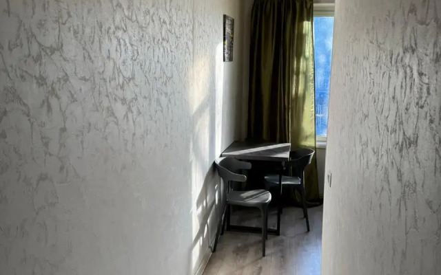 Dvukhkomnatnye 1b Apartments