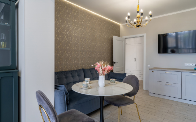Lev Tolstoy Apartments