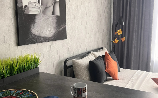 Novaya Loft Studiya Ryadom s Metro Flat