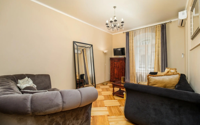 Апартаменты Лофт у Площади Восстания 3 спальни